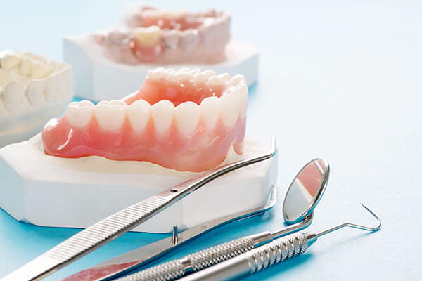 歯科口腔外科・歯牙移植